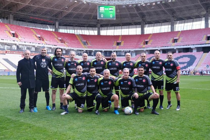 Eskişehirsporun emektar futbolcuları bir araya geldi