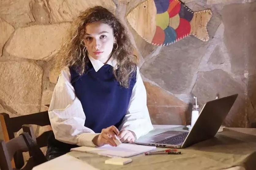 BÜYÜK SIR NE Baba-oğulun hikayesi Türkiyeyi ağlatacak... Taş Kağıt Makas için geri sayım...