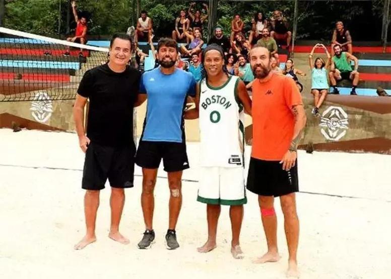 Acun Ilıcalı, Ronaldinho için kesenin ağzını açmış İşte sosyal medyayı sallayan o rakam