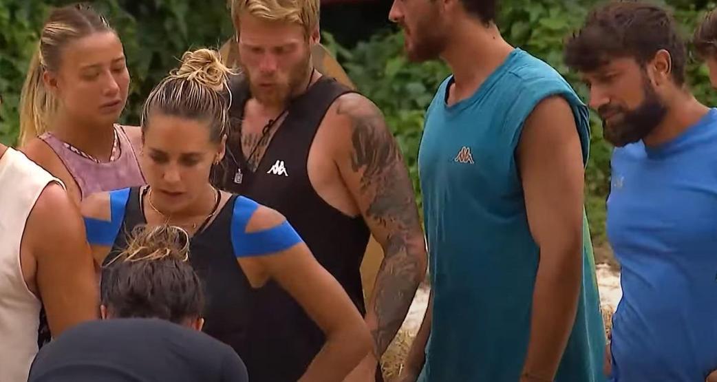 Survivorda talihsiz kaza Sakatlık geçirdiği bacağı dönen Nagihan Karadere yere yığıldı