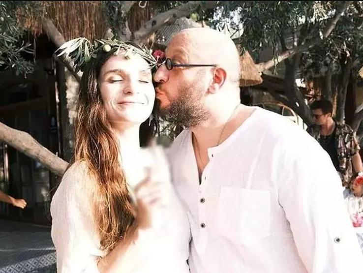Meriç Aral ve Serkan Keskinden evlilik müjdesi