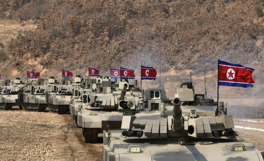 Kuzey Kore lideri, yeni tankın test sürüşünü yaptı