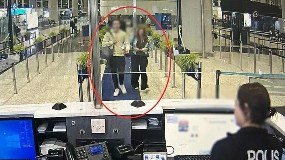 Acılı anne ve baba o fotoğrafla ilgili konuştu: Kalbimden bıçaklandım