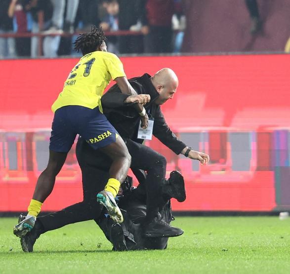 Olaylı Fenerbahçe maçı sonrası Trabzon yerel medyasından provokasyon çıkışı