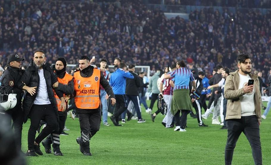 Olaylı Fenerbahçe maçı sonrası Trabzon yerel medyasından provokasyon çıkışı