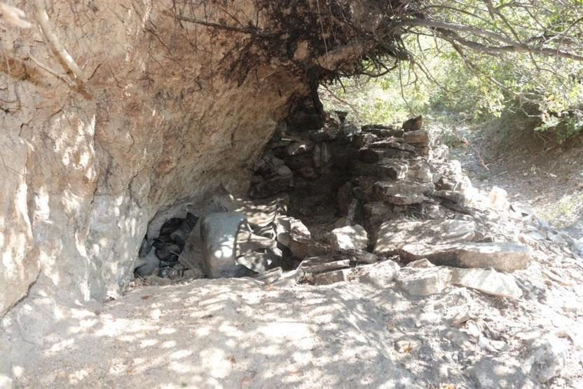 35 yıl mağarada, 15 yıl dağda barakada yaşadı: Balıkesirin İskender Ağası vefat etti