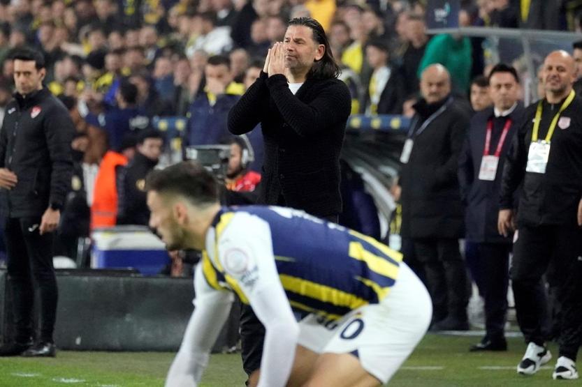 İbrahim Üzülmezden Fenerbahçeye: Misafire o hareketler yapılır mı