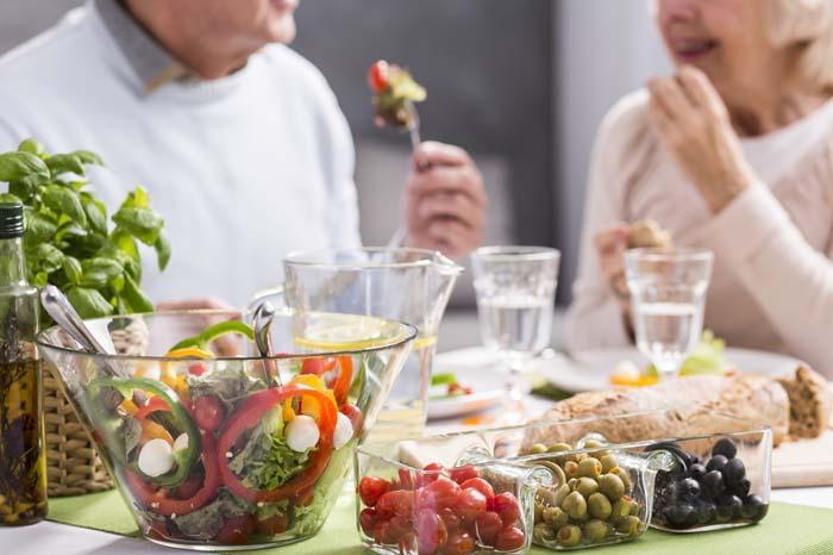 Kan şekeriniz için ne yediğinize dikkat: Ramazan sofralarının 4 altın besini