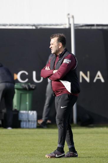 Galatasarayda Okan Buruk gelişmesi Tüm gözler onda...
