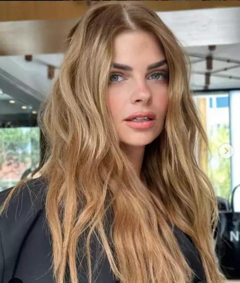 Pelin Karahan: Eşime çıplak fotoğraflar attılar