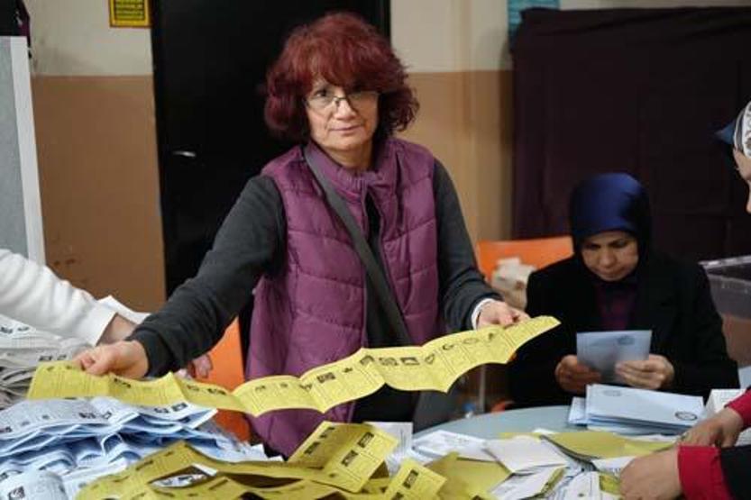 10 ayda 10 puan düştü Son 20 yılın en düşük katılımlı seçimi