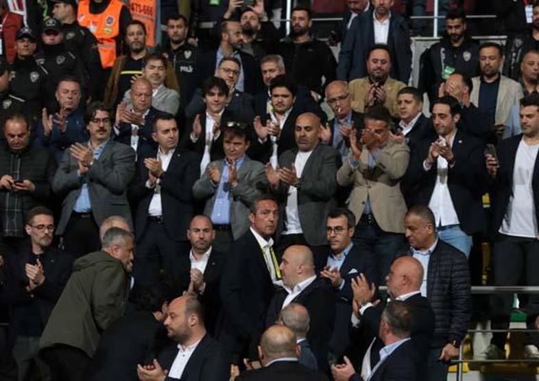 Süper Kupa dünya basınında: Eşi görülmedik sahneler...