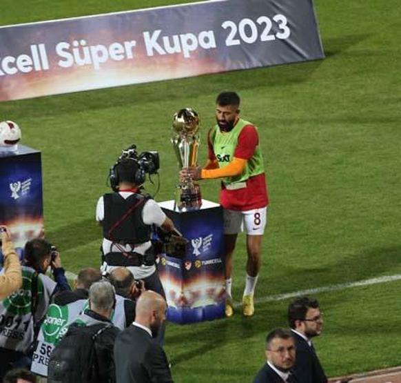Süper Kupa dünya basınında: Eşi görülmedik sahneler...
