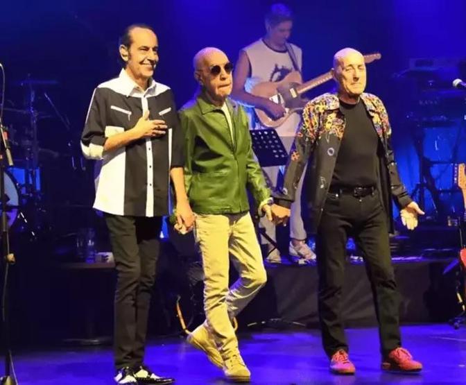 Özkan Uğurun ardından ilk konserleri olay olmuştu Mazhar Alansondan tepkilere cevap geldi