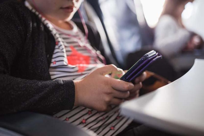 Çocukları artık tabletler yetiştiriyor