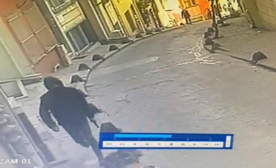Film gibi olay: Yanlış adamı vurdu, bayramda el öperken yakalandı