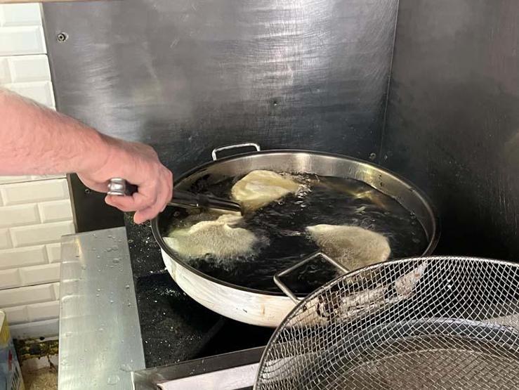 Eskişehir’in meşhur lezzetini turistler tatmadan kentten ayrılmadı Satışlar 5 kat arttı