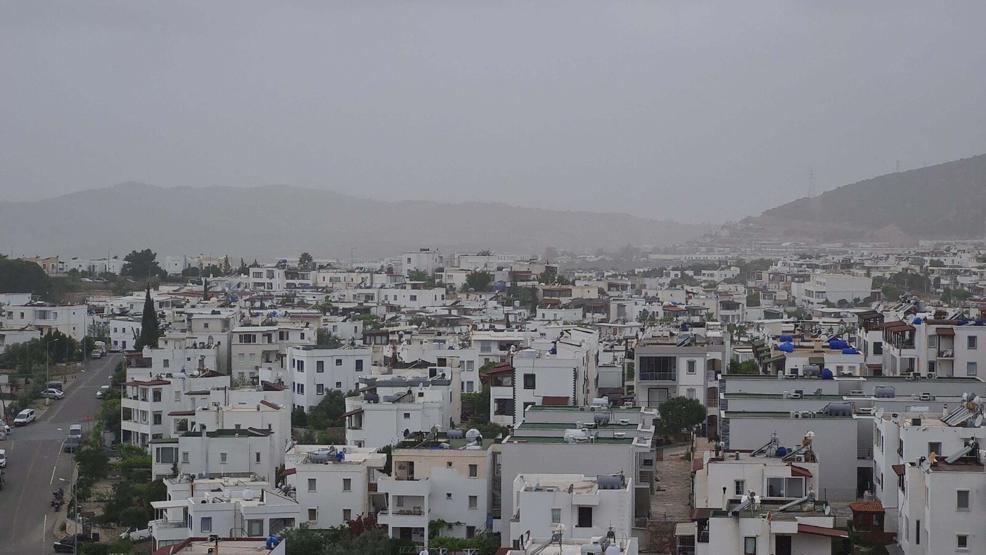 Uyarılar yapılmıştı Kuzey Afrikadan taşınan toz Bodruma ulaştı