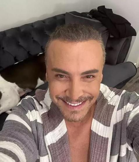 Cenk Eren ameliyat oldu: Hasta yatağımda bile yakışıklıyım