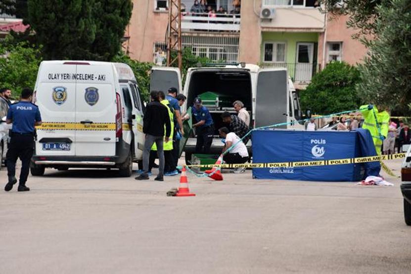 Otobüsün altında kalan kadın, hayatını kaybetti