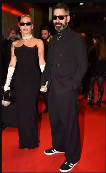 Gökhan Fırat ve İrem Dericiden aşk pozu Ayrılık kısa sürdü