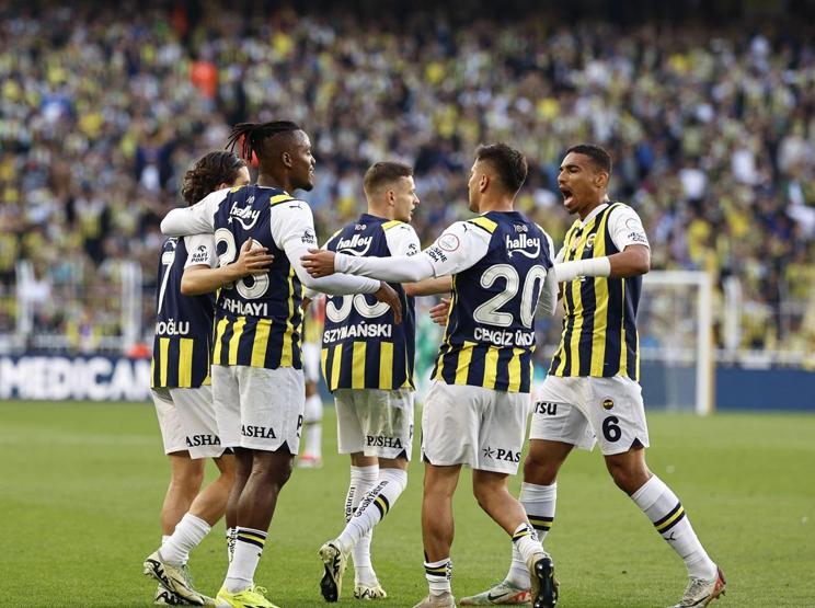 Fenerbahçede Michy Batshuayi, Edin Dzekoyu yakaladı
