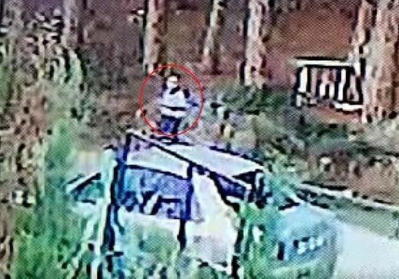 Ailesinden 4 kişiyi öldüren polis, olaydan önce ağabeyine ‘Kanınızı içsem doymam’ diye mesaj atmış