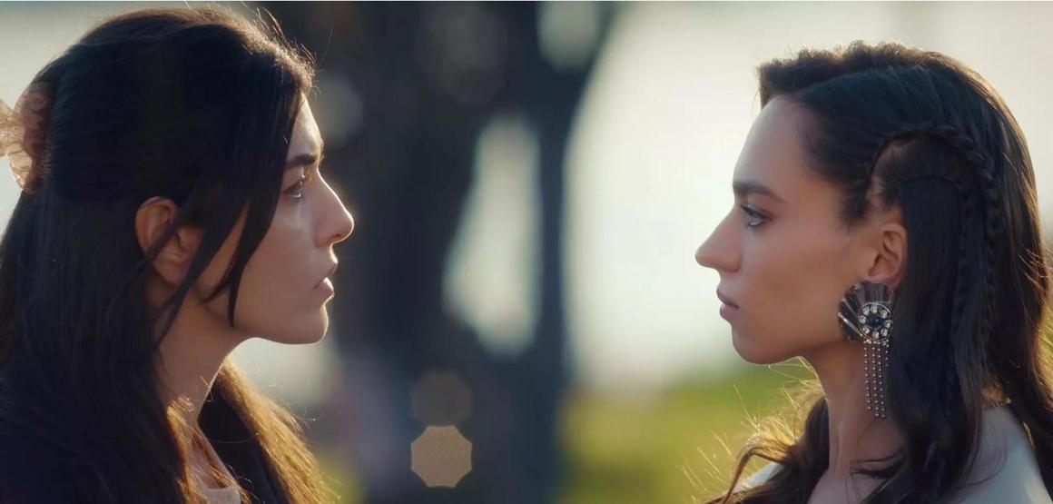 Anne kız olsa bu kadar benzer Aslıhan Güner ve Eylül Tumbar benzerlikleri ile dikkat çekti