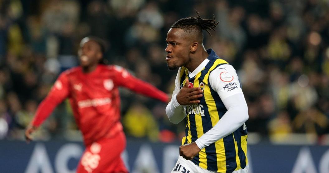 Transferde Son Dakika | Galatasaraydan Fenerbahçeye Batshuayi çalımı Anlaşma tamam...