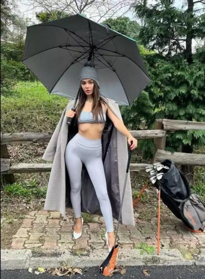 Pelin Sönmez değişimiyle adından söz ettiriyor