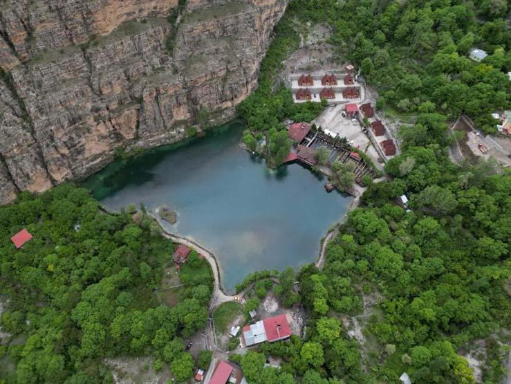 Erzurumdaki Yedi Göller turistleri hayran bırakıyor