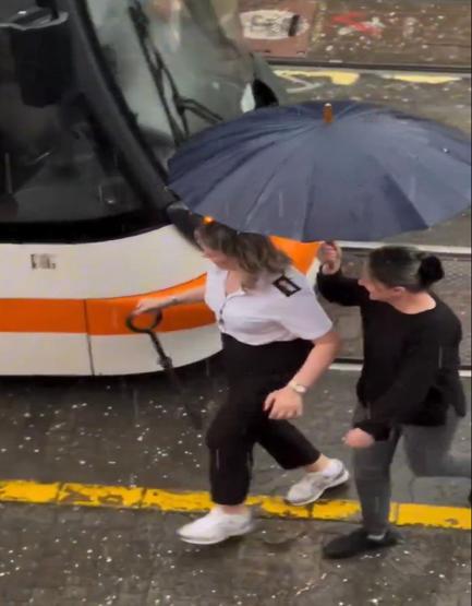 Yürekleri ısıtan görüntü İyilik her zaman kazanır