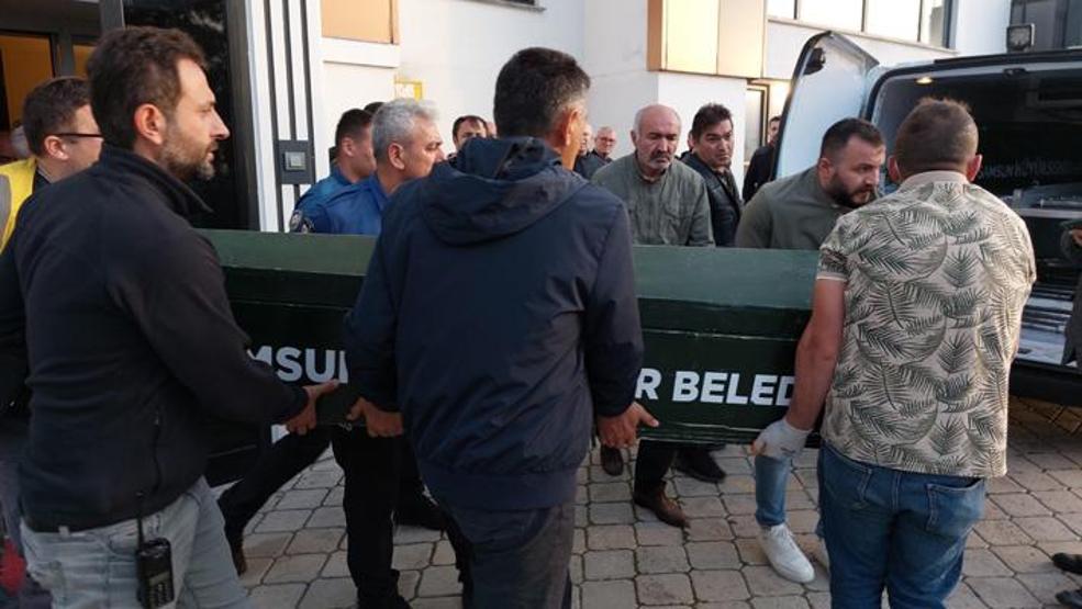 Eve girince hayatının şokunu yaşadı Boğazı kesilerek öldürülmüş