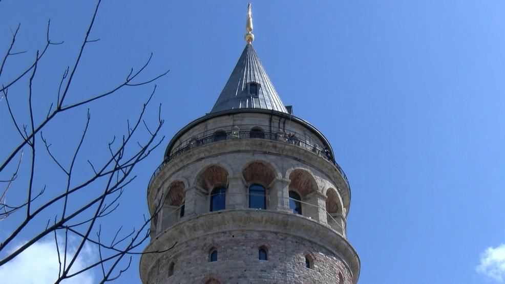 Restorasyonu tamamlanan Galata Kulesi ziyarete açıldı