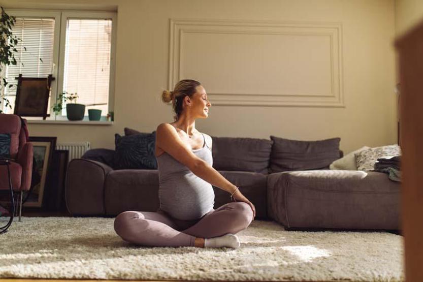 Hem anneye hem bebeğe faydalı: Hamilelik yogası