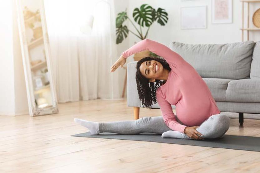 Hem anneye hem bebeğe faydalı: Hamilelik yogası