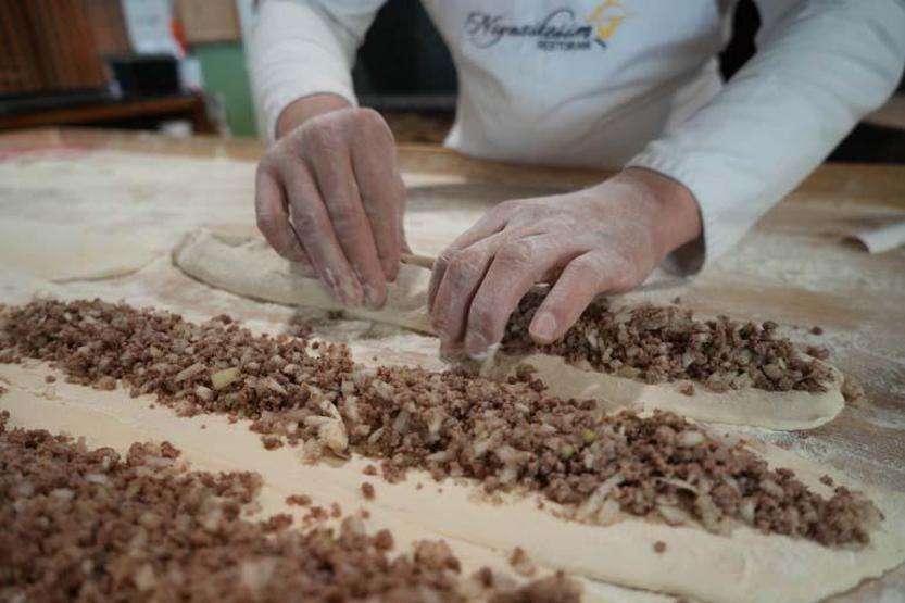Samsunun tescilli lezzeti Dünyanın en iyi ekmeği seçilen ‘Bafra pidesi’nin sırrı ‘Bafra pidesi’ nasıl hazırlanıyor
