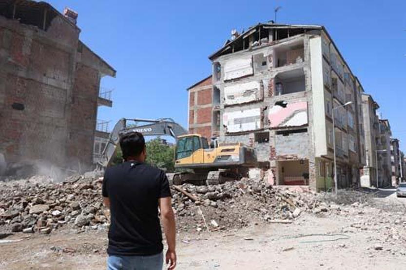 35 yıl sonra ortaya çıkan gerçek: Deprem oldu zannettik ve yataktan fırladık