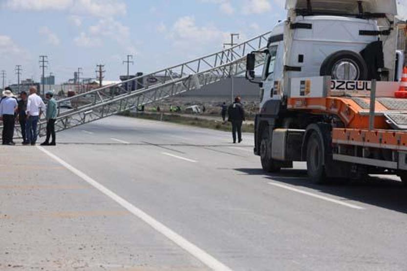 Zincirleme felaket Sürücü hayatını kaybetti