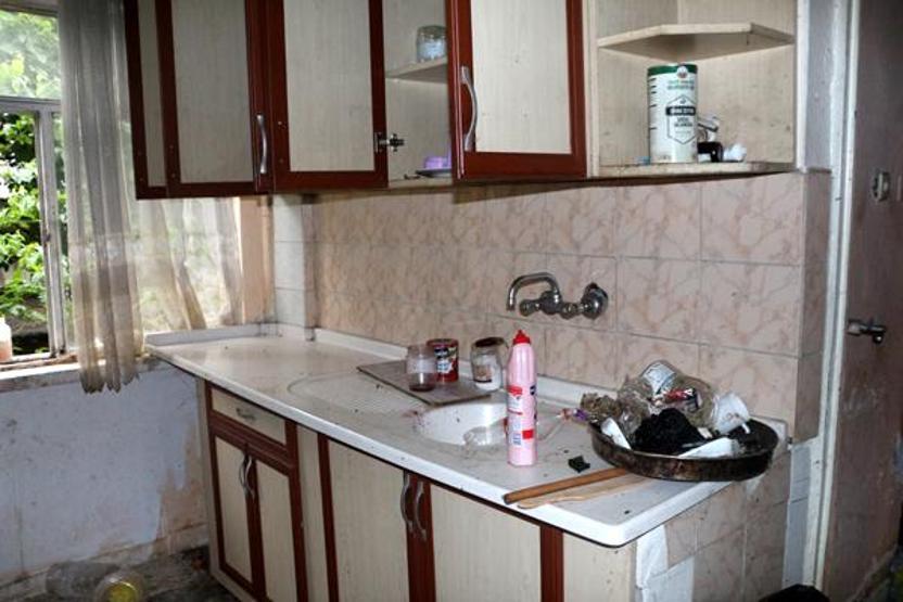Mahkeme kararıyla kiracıyı çıkarttı Eve girdiğinde neye uğradığını şaşırdı