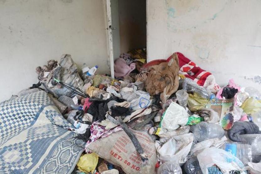 Mahkeme kararıyla kiracıyı çıkarttı Eve girdiğinde neye uğradığını şaşırdı
