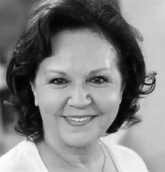 Aşk-ı Memnu dizisinin Şayestesi Fatma Karanfilden acı haber