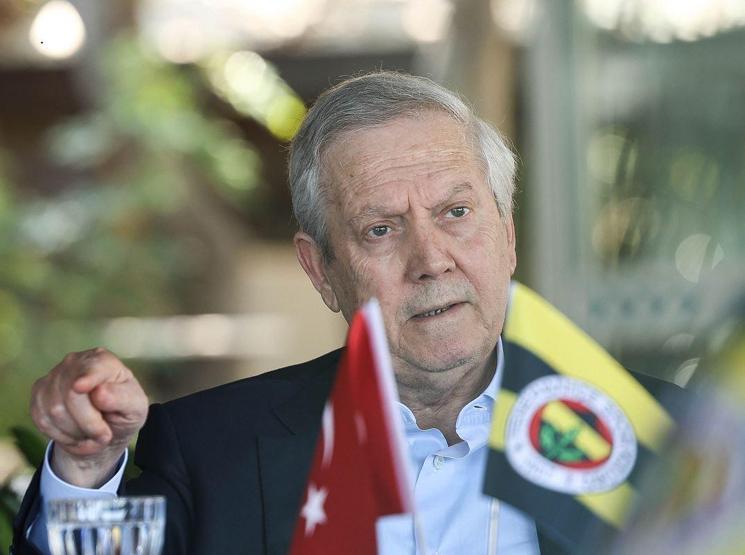 Aziz Yıldırım’dan Ali Koç’a onursal başkanlık cevabı