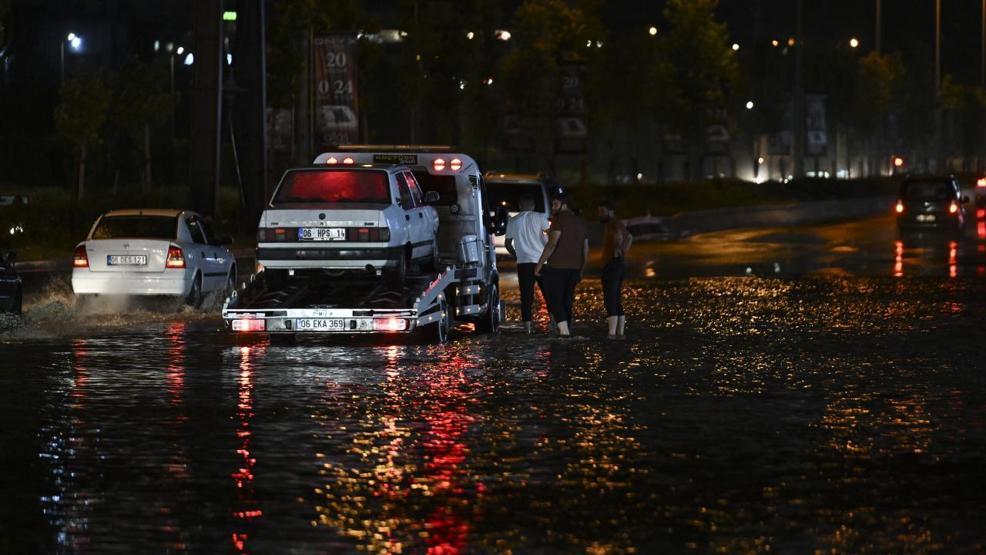 Son dakika... Sağanak dün başkenti felç etmişti Valilikten yeni uyarı geldi
