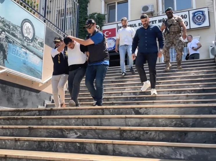 Son dakika... Fatihte öğretmeni öldüren şüpheli yakalandı İşte ilk sözleri