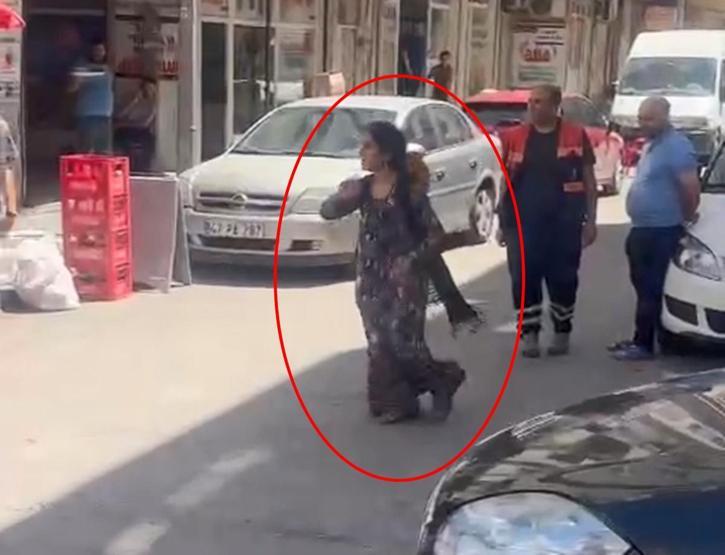 Kadınların saç saça kavgası böyle görüntülendi