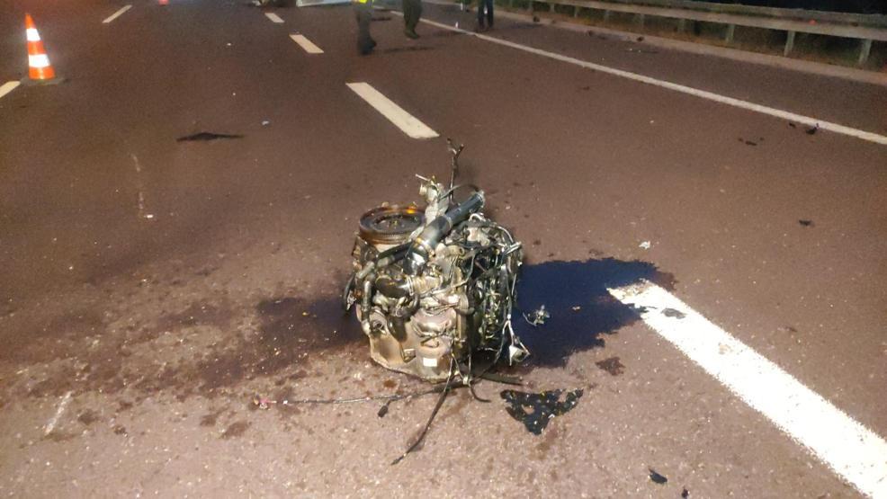 Metrelerce savruldular Katliam gibi kaza: 2 ölü
