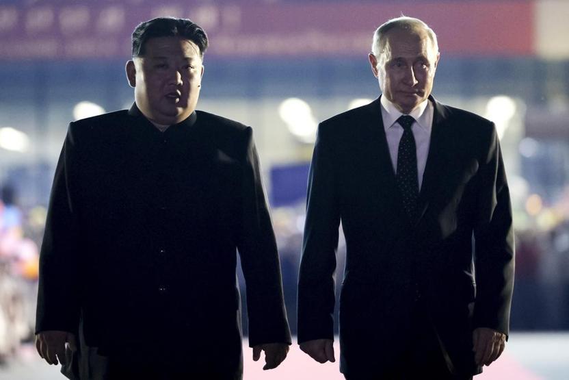 Dünya Putinin ziyaretine odaklandı El sıkışıp anlaştılar