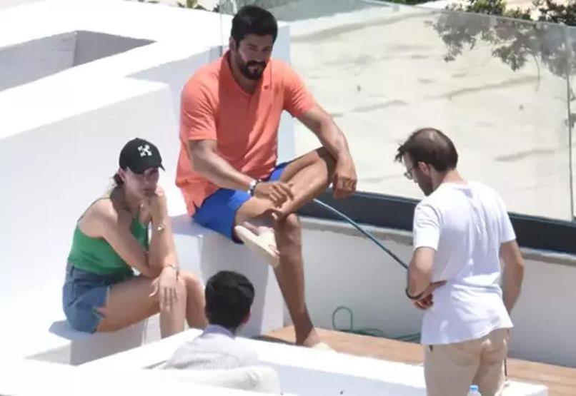 Burak Özçivit ve Fahriye Evcen çifti Bodrumdaki yeni evleri için servet ödedi