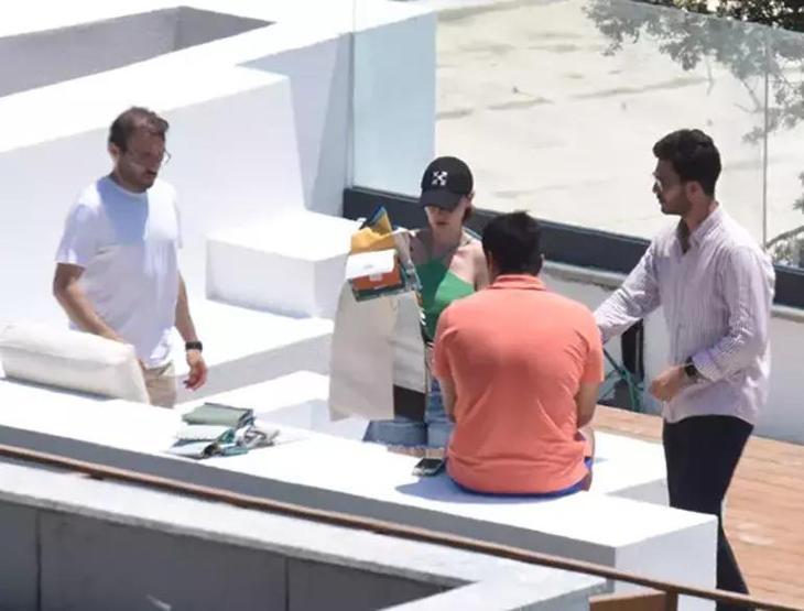 Burak Özçivit ve Fahriye Evcen çifti Bodrumdaki yeni evleri için servet ödedi